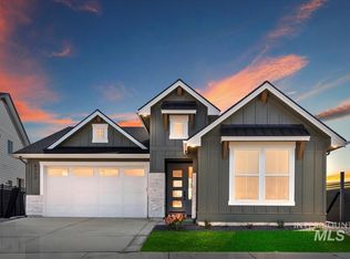 6712 N Magic Mallard Ave, Meridian, ID 83646