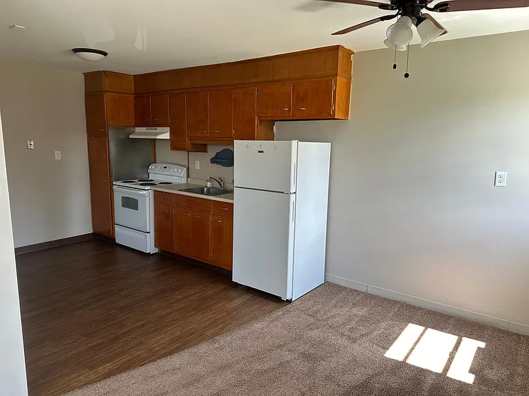 540 W Chocolate Ave #2 — Photo 1