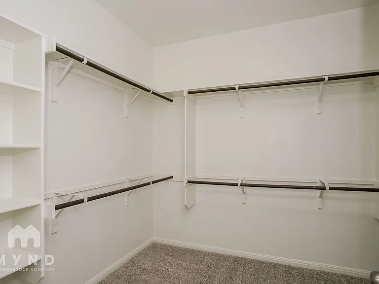 708 Hays Hill Dr — Photo 13