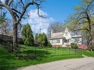 4924 Waterbury Rd, Des Moines, IA 50312