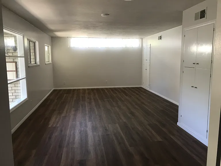 634 Tabor Ln #630 — Photo 9