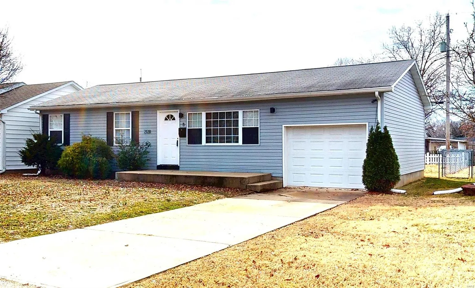 2128 Dawn Pl photo 1