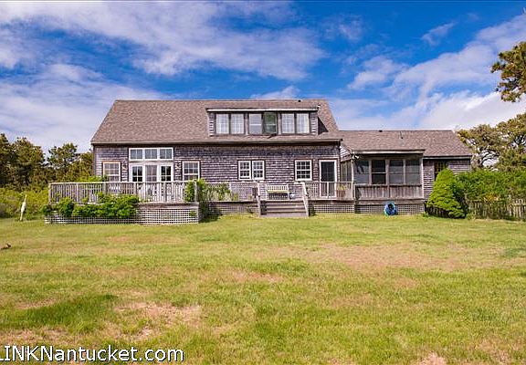 3rd image of 4 Gladlands Ave #4A