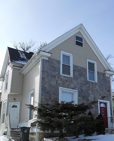 1st image of 613 Washington St #1