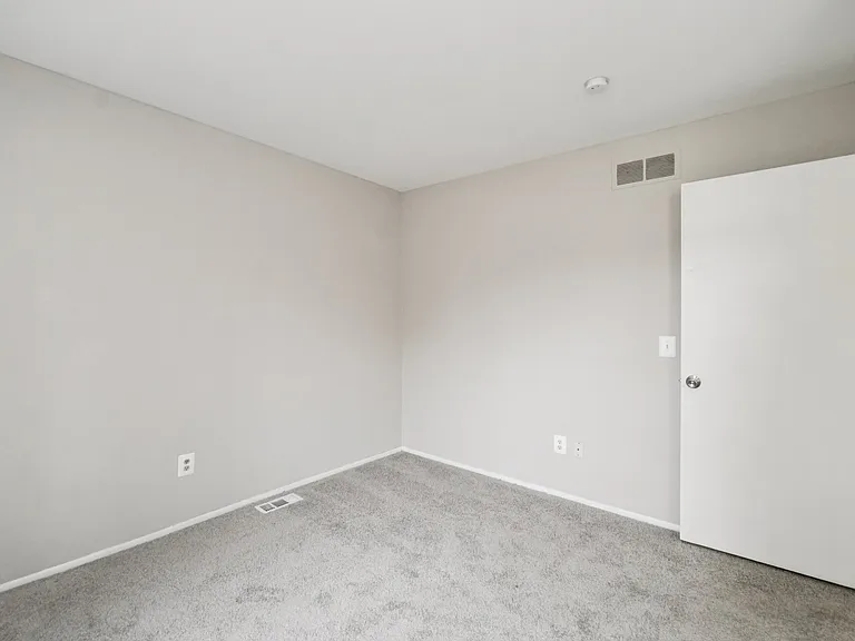 Eton Square Apartments and Townhomes — Photo 75