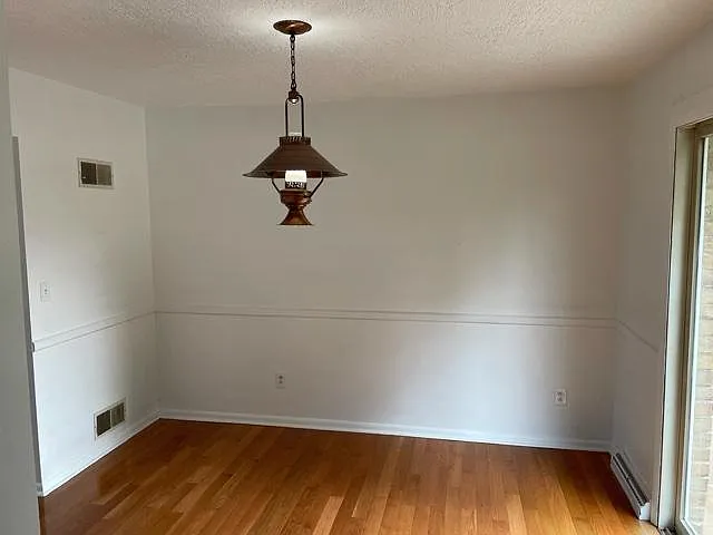 12188 Susquehanna Trl S — Photo 6