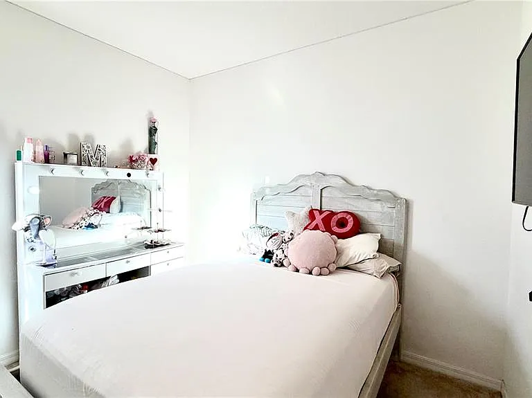 5003 Royal Point Ave — Photo 8