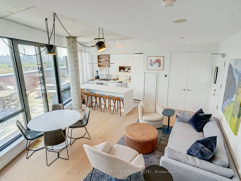 383 Sorauren Ave #Penthouse 09 — Photo 20