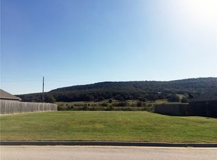 10874 Stonecrop Ln, Prairie Grove, AR 72753