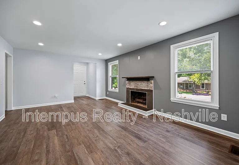 804 Norwalk Dr — Photo 5
