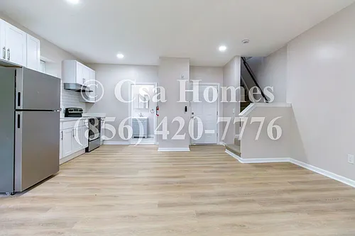 602-604 S Broadway Photo 1