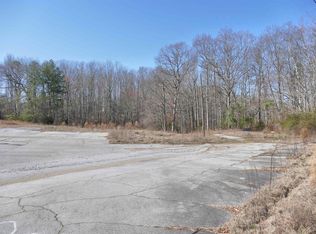 133 Wagon Wheel Rd, Cowpens, SC 29330