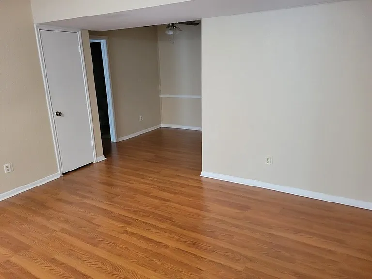 6606 De Moss Dr #604 — Photo 9