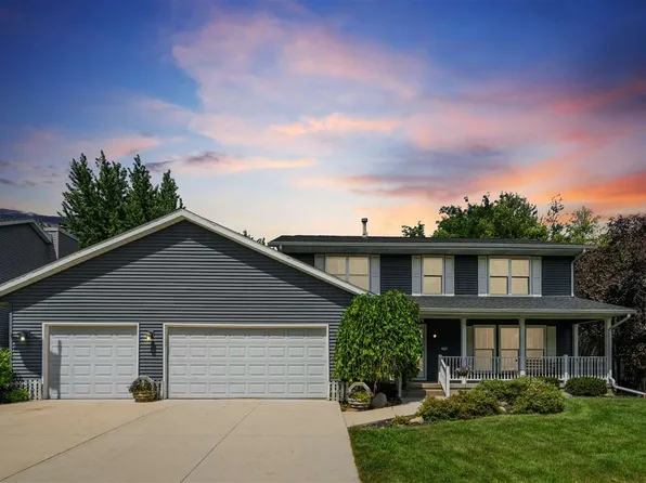 364 Willshire Ct NE, Cedar Rapids, IA 52402