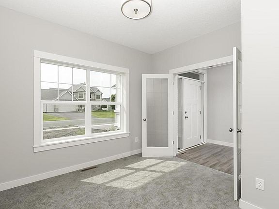 3rd image of 22628 Zion Pkwy NW