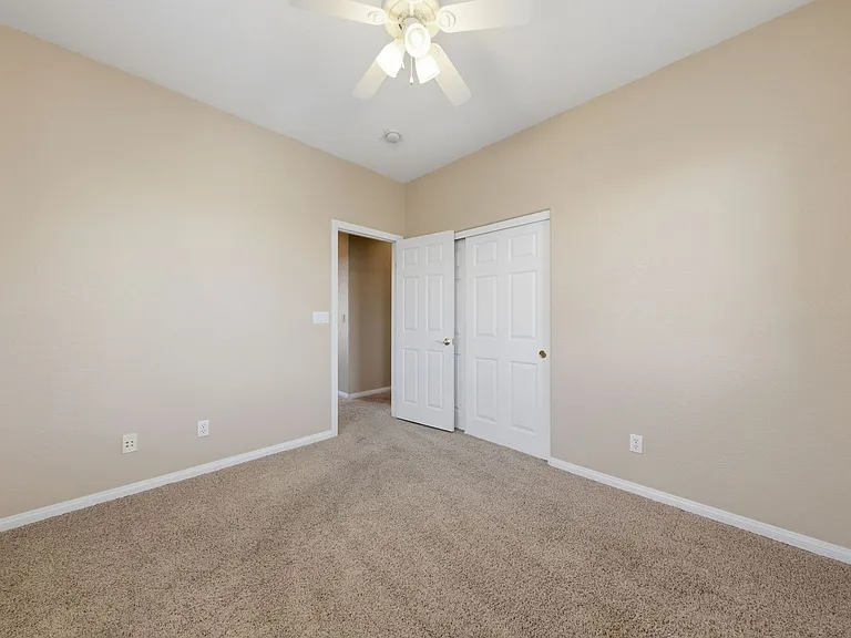 11825 Amistoso Ln — Photo 29