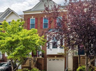 43987 Kings Arms Sq, Ashburn, VA 20147