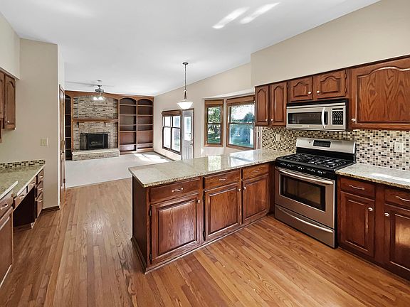 4th image of 4130 Maystar Way