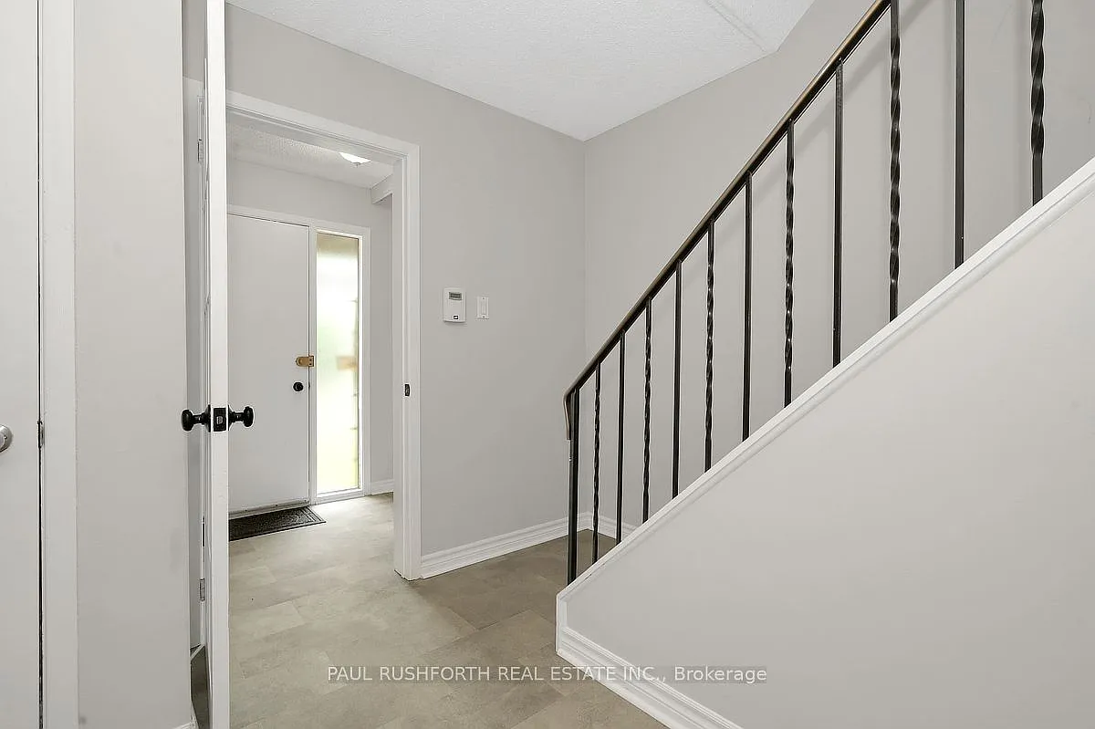 3 bed, $2,500 — Photo 2