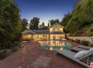 360 N Kenter Ave, Los Angeles, CA 90049