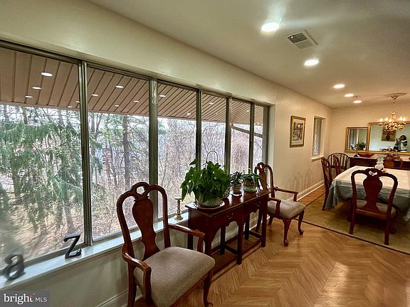 4th image of 18624 Walkers Choice Rd APT 6