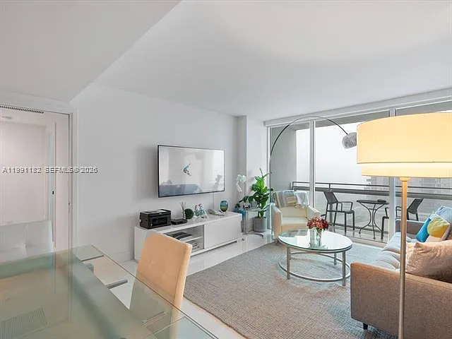 1 bed, $6,750 — Photo 4