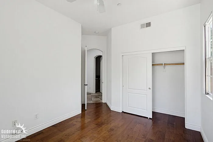 637 Oak Glade Dr — Photo 16