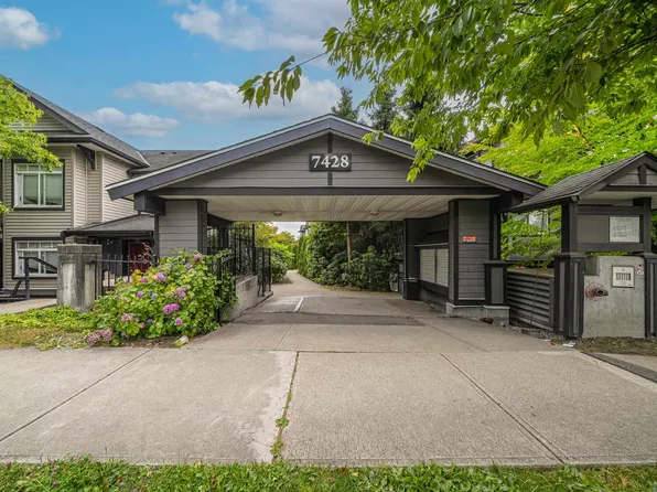 7428 14th Ave #24, Burnaby, BC V3N 0C2