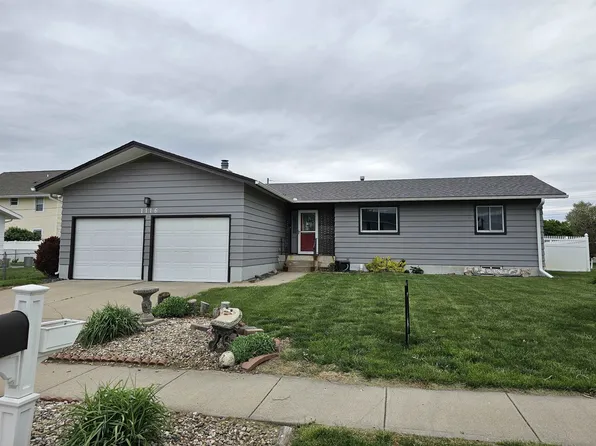 1116 2nd St, Columbus, NE 68601
