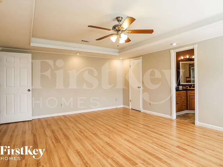 10904 Grand Trunk Ln — Photo 10