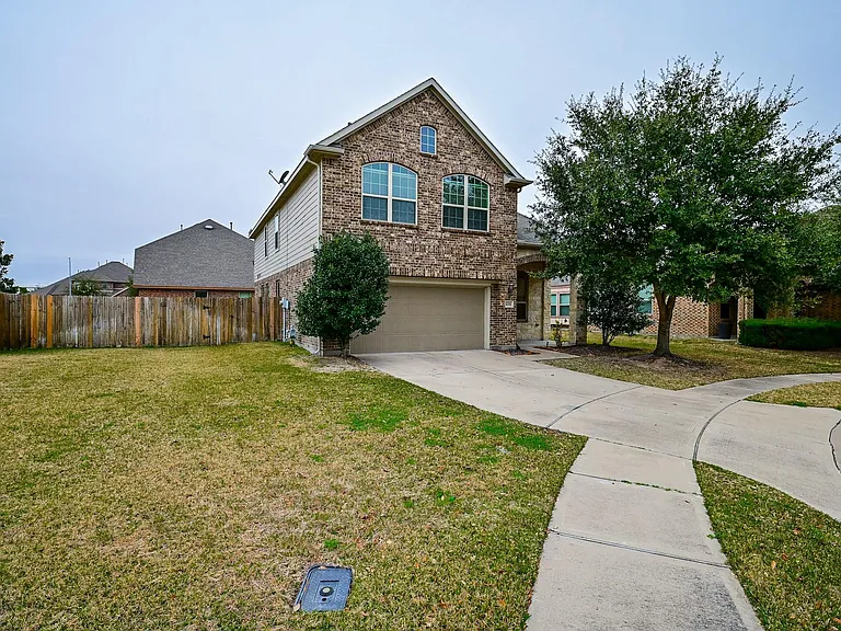 6026 Baileys Run Ln — Photo 2