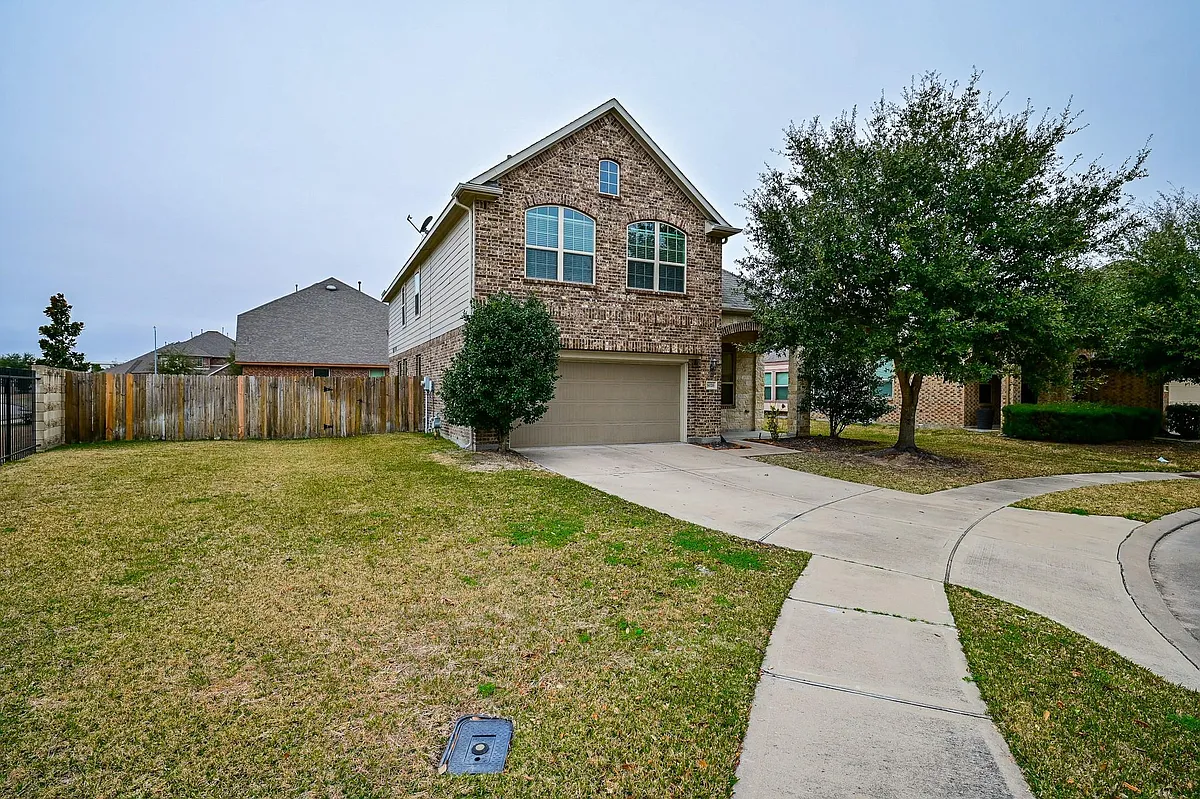 Building Photo - 6026 Baileys Run Ln