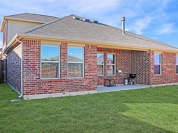 5th image of 9004 Bronze Meadow Dr