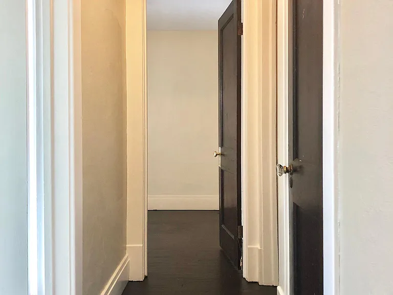63 Custer St #LOWER — Photo 9