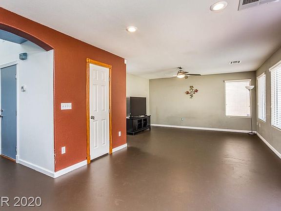 5th image of 5280 Valencia Crest Ave