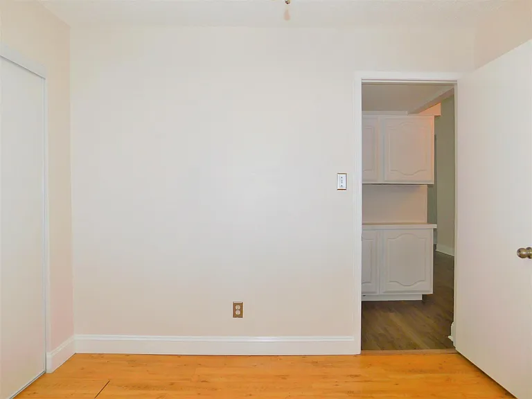 2716 Mistywood Ln — Photo 7