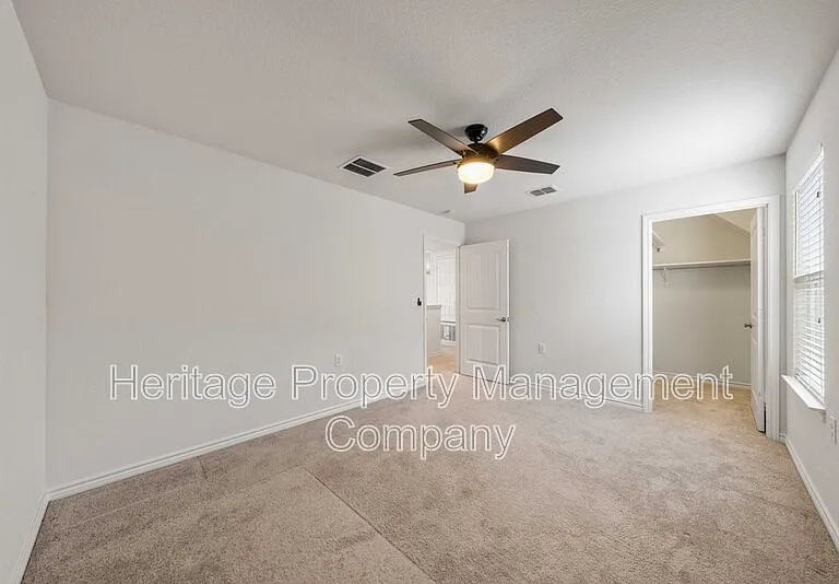 7347 Bluebonnet Bay — Photo 34