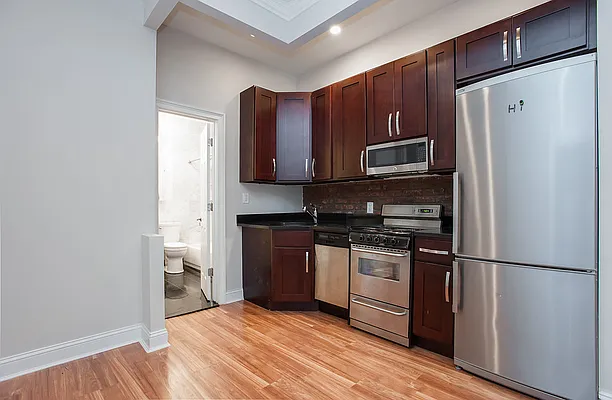 Rented by OGI Management | media 13