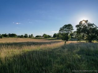 6 S 630th Rd, Grove, OK 74344