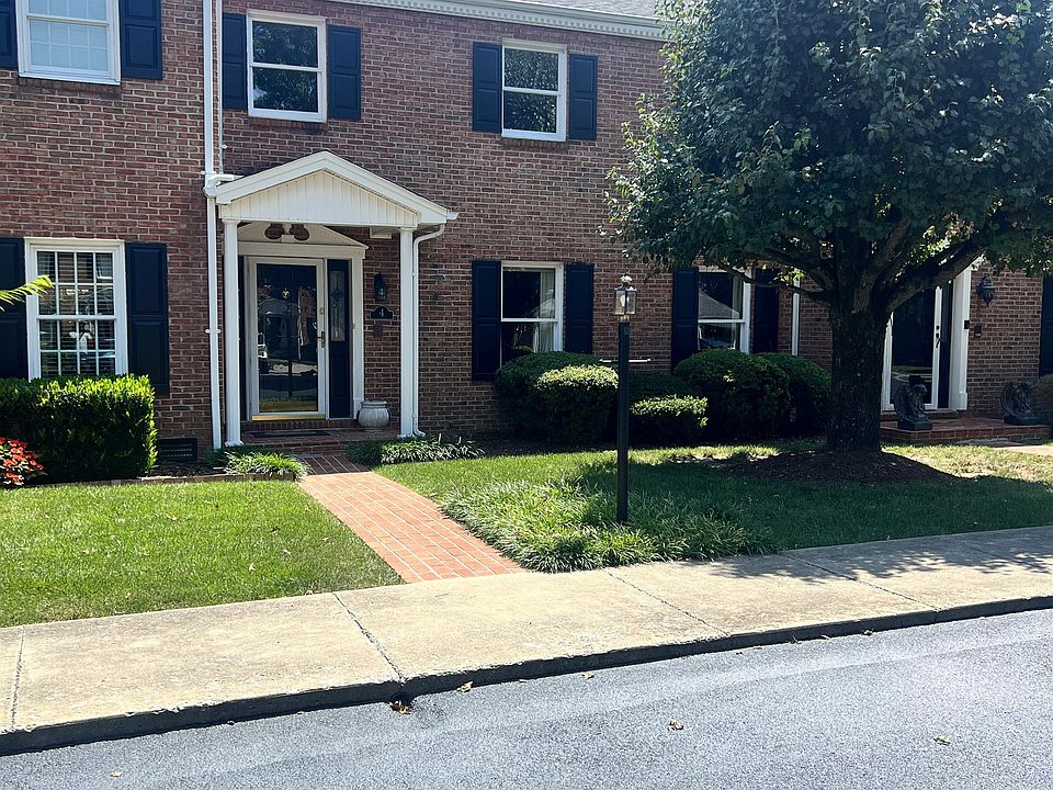 1st image of 2734 Oakland Ave #A-4