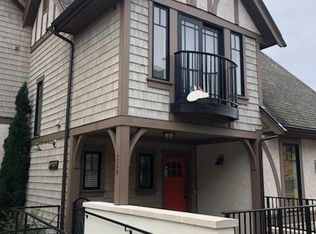 4677 NE Woodson Ln APT 229, Bainbridge Island, WA 98110