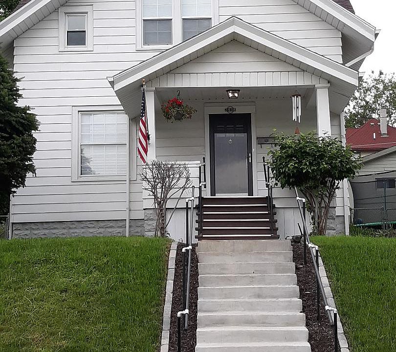 1st image of 2418 S 31st St