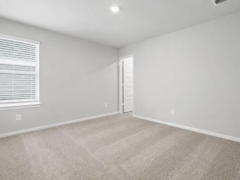 13549 Sauger Ct — Photo 36