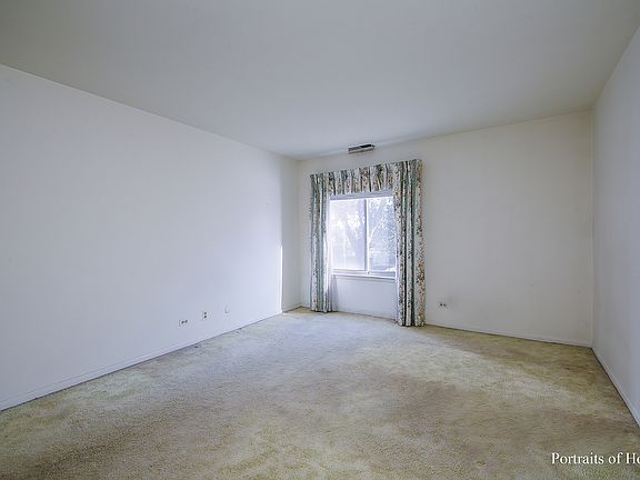 5th image of 2201 S Grace St APT 202