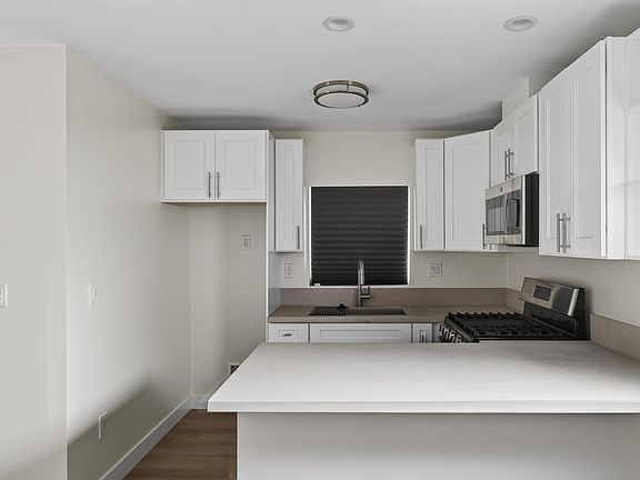 2nd image of 2115 W 29th St #A