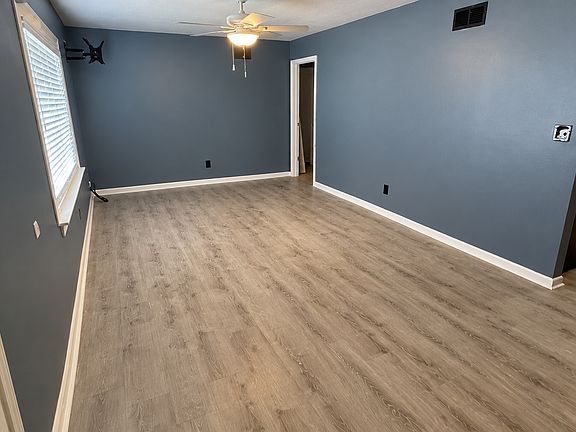 2nd image of 208 W 65th Pl N