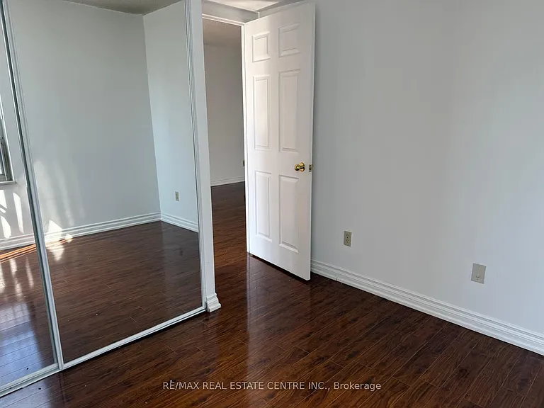 265 Enfield Pl #1403 — Photo 26