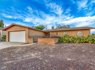 2716 Crestview Dr, Las Cruces, NM 88011