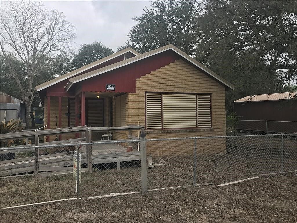 305 N Perez St, San Diego, TX 78384 MLS 409690 Zillow