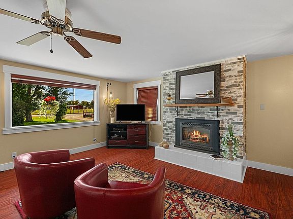 2nd image of 349 Schuler Ln